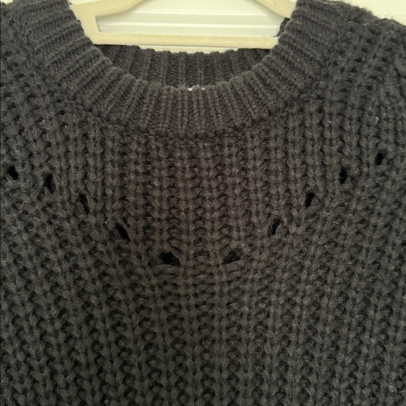 Elodie Classic Black Cable Knit Sweater - Picture 3 of 6